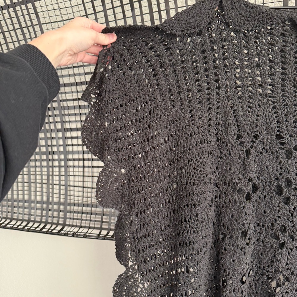 Free people Ess Gee Taranna crochet Poncho coverup - Picture 9 of 11